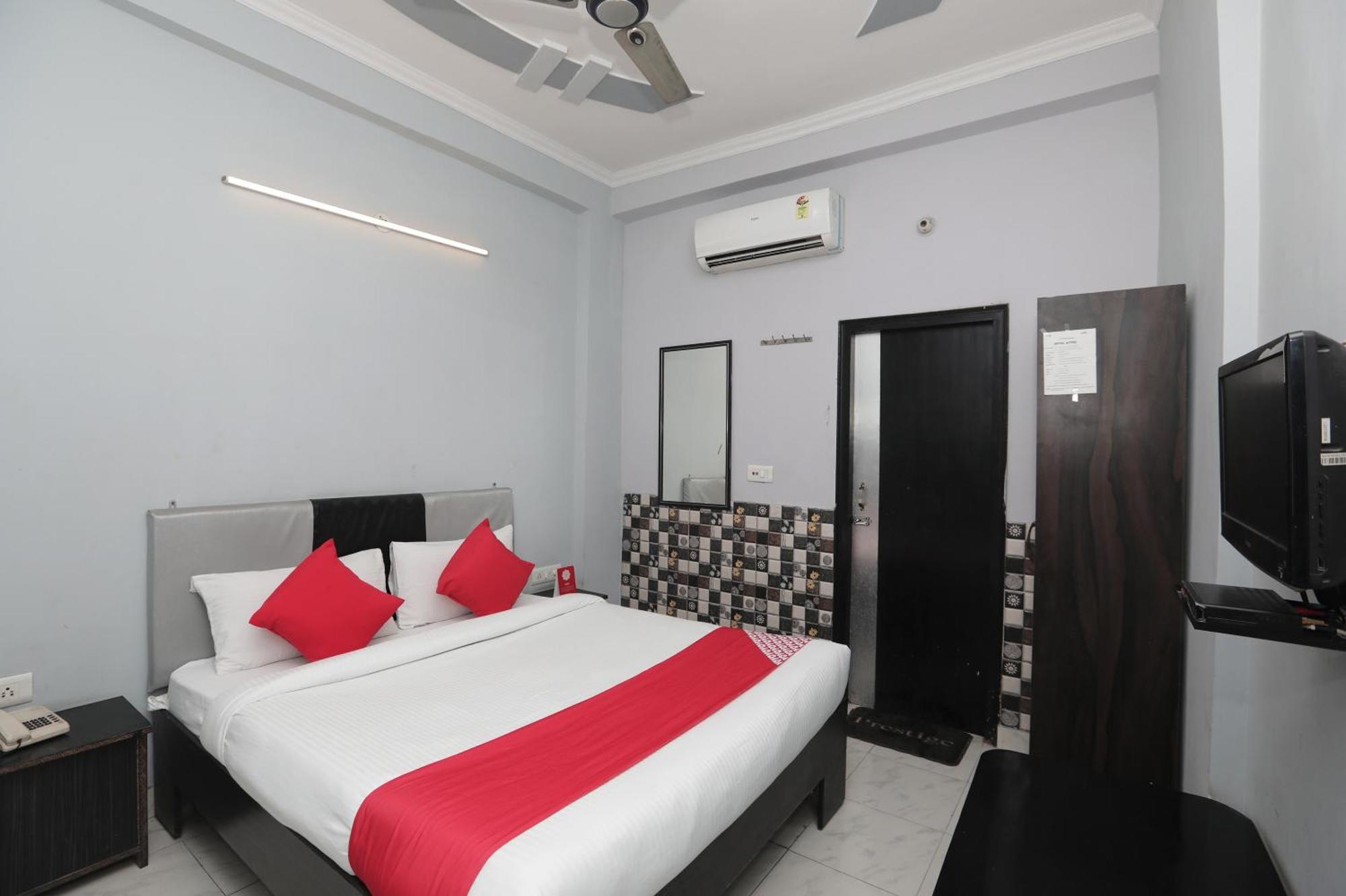 Super Hotel O Athithi Ґазіабад Екстер'єр фото