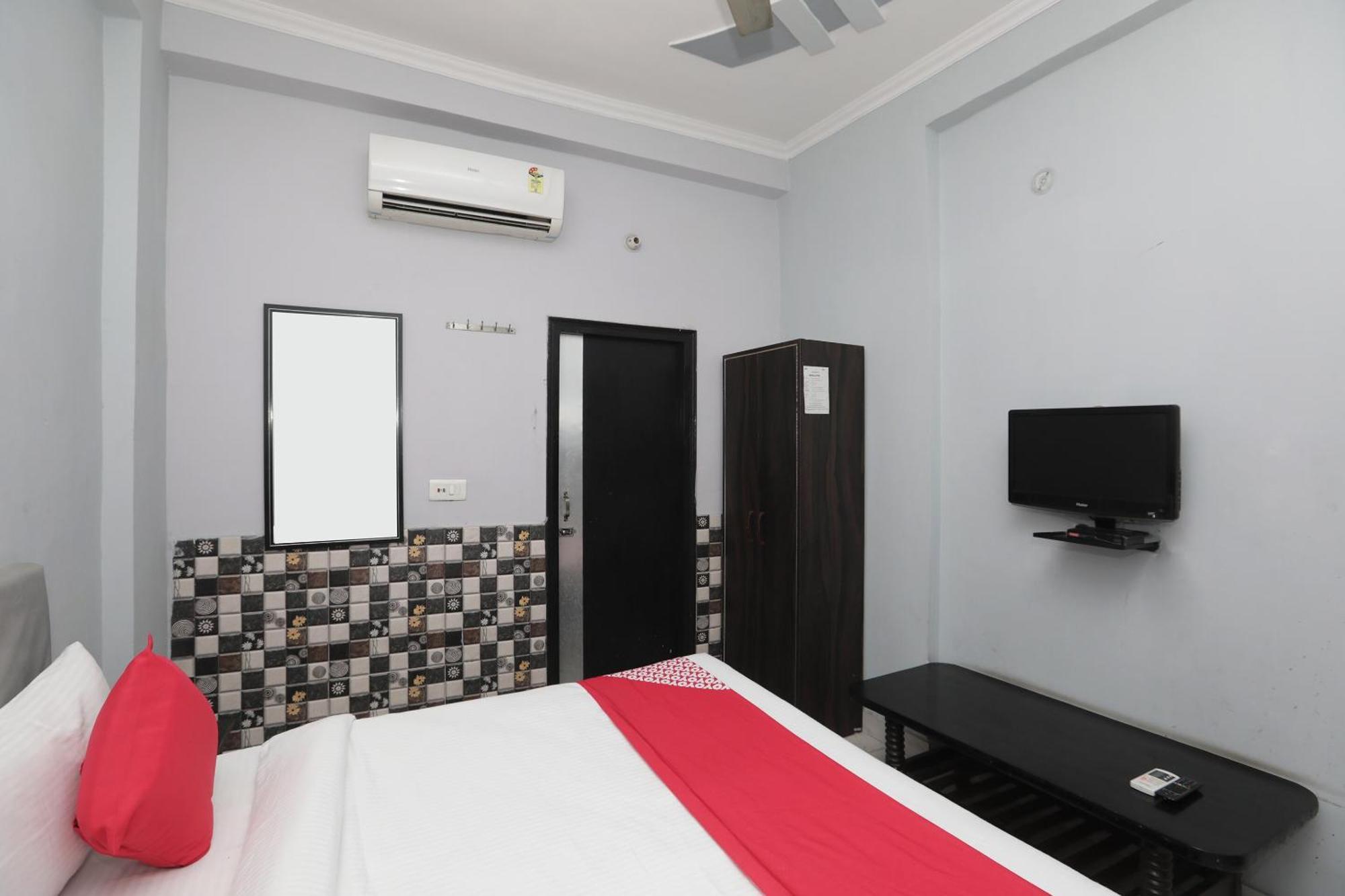 Super Hotel O Athithi Ґазіабад Екстер'єр фото