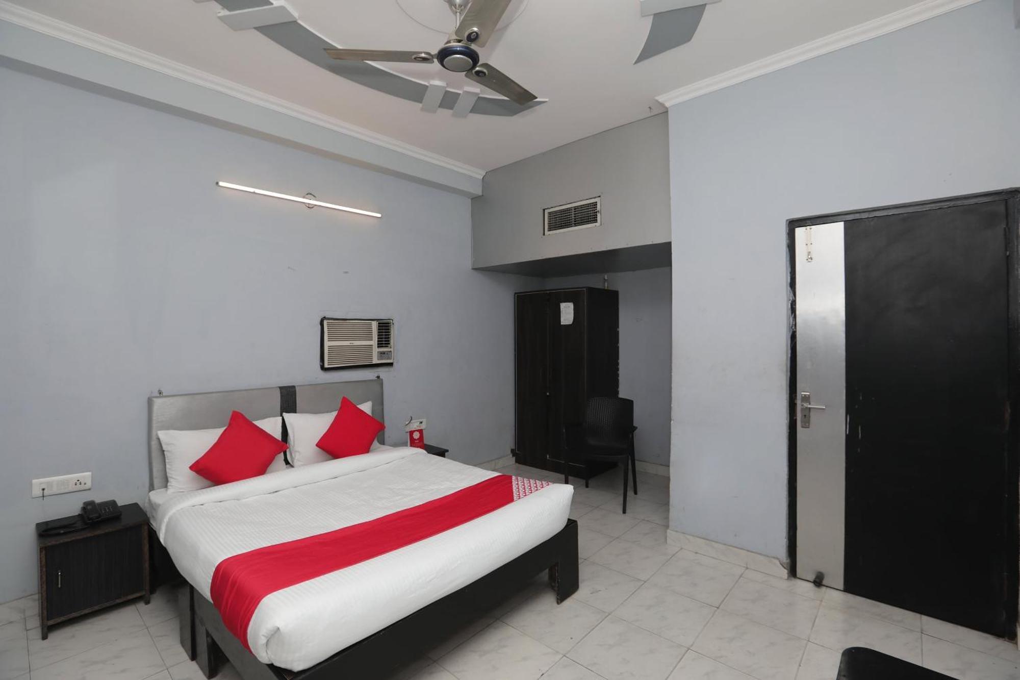 Super Hotel O Athithi Ґазіабад Екстер'єр фото